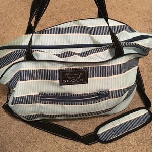 Large insulated scout bag.